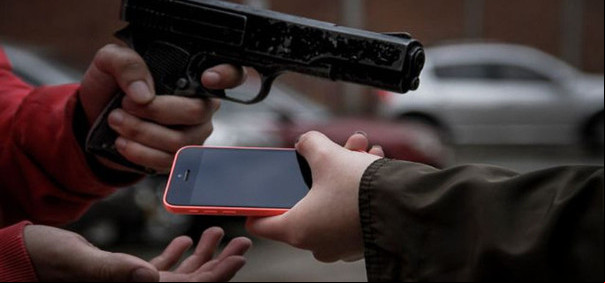 Adolescentes são assaltados na Fortaleza