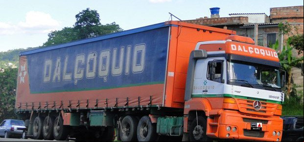 Criminosos sequestram caminhoneiro