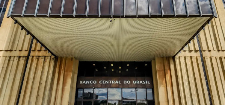 Atividade econômica tem alta de apenas 1,08%