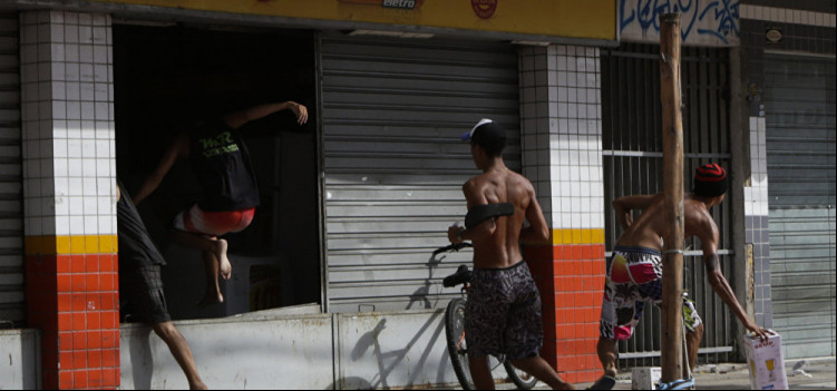 Caos no Espírito Santo preocupa outros estados