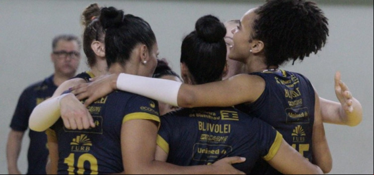 Bluvolei pode entrar nas semifinais da Superliga B