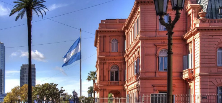 Argentina tem 3º superávit mensal seguido