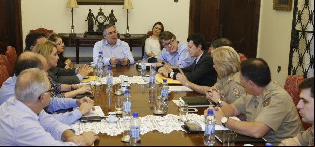 Governador autoriza instalação de Colégio Militar em Blumenau