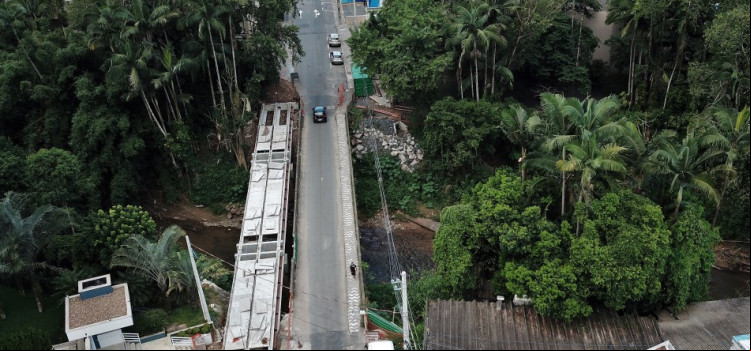 Cabeceiras da Ponte na Rua Paraíba são implantadas