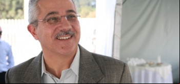 PEC que limita a aposentadoria de ex-governadores vai para CCJ