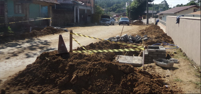 Obras na Rua Frederico Bohringer se concentram na etapa de drenagem