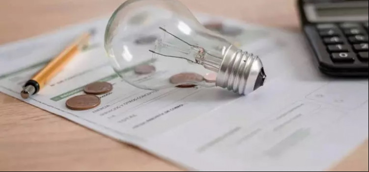 Conta de luz sobe de novo em outubro