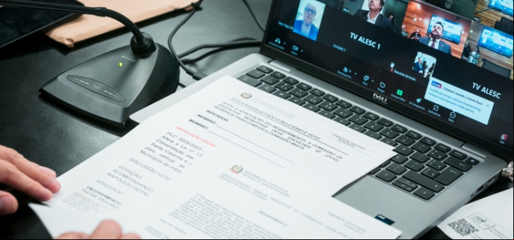 Primeiros projetos de 2025 são apresentados na Alesc