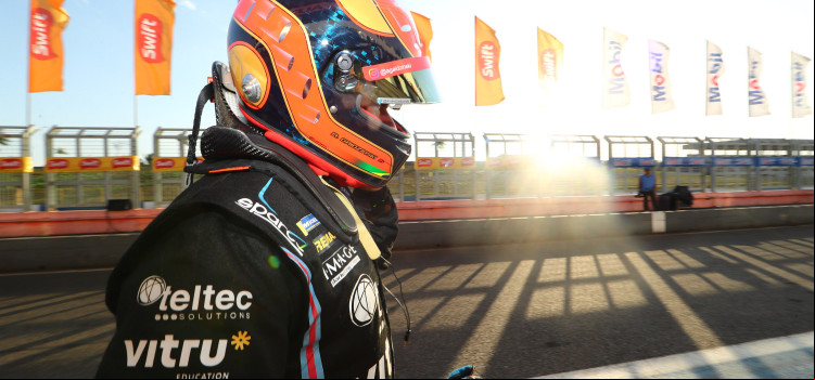 Gaidzinski busca a vice-liderança na etapa final da Porsche Cup