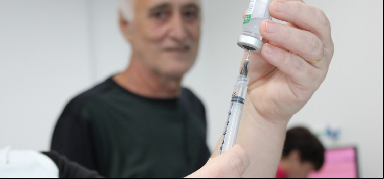 Blumenau promove mutirão de vacinação contra a gripe sábado