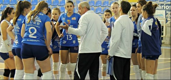 Vôlei de Blumenau entra em quadra hoje pela Superliga B