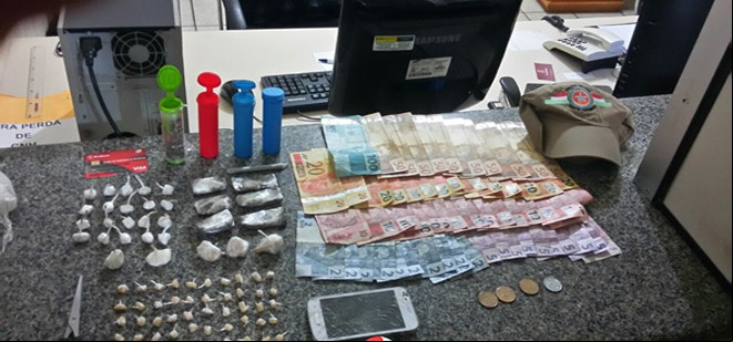 PM prende homem por tráfico de drogas no Morro do Concórdia