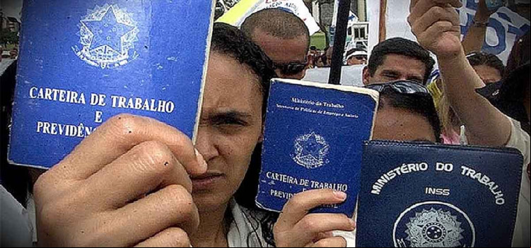 Desemprego fica em 8,3% em maio