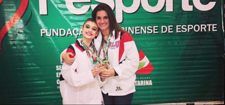Ginasta blumenauense participa de seletiva estadual de ginástica rítmica