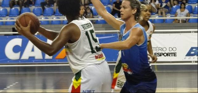 Presidente Venceslau vence Blumenau no feminino de basquete