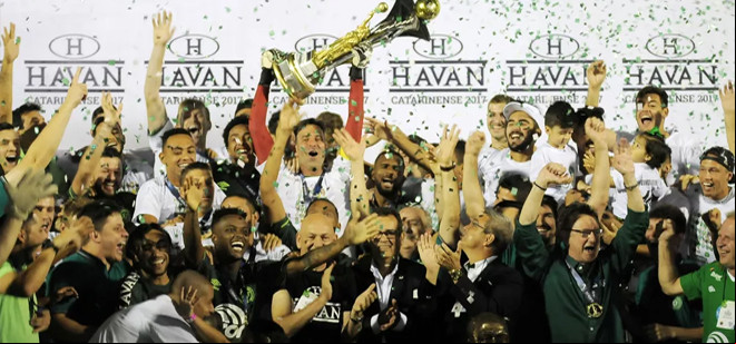 Chapecoense segura vantagem e conquista o Campeonato Catarinense