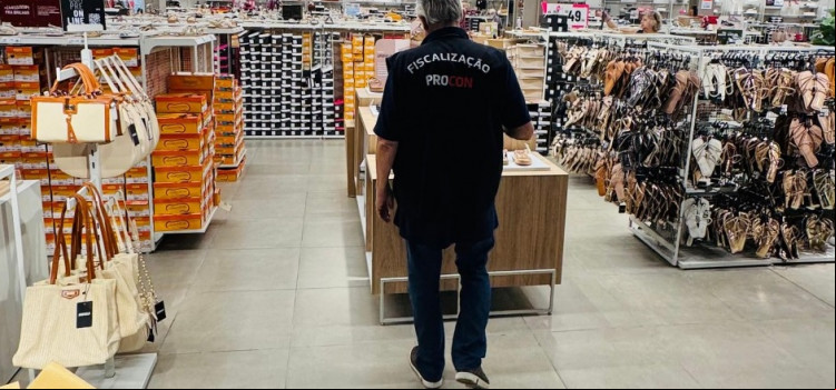 Procon de Blumenau deflagra Operação Natal