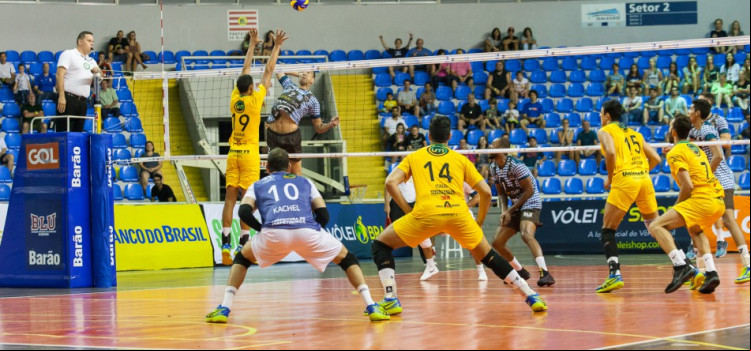 Vôlei masculino recebe Uberlândia neste sábado pela Superliga B