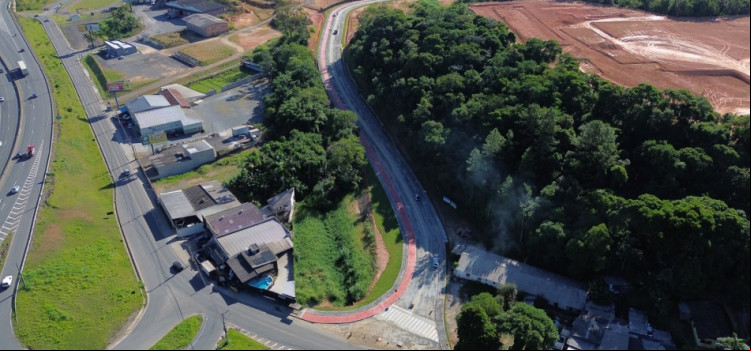 Concluída pavimentação da nova rua de o ao Parque das Itoupavas