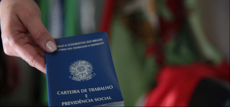SC cria 12 mil postos de trabalho formais em julho