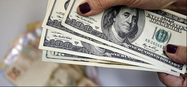 Bolsa sobe e dólar cai com dados da China
