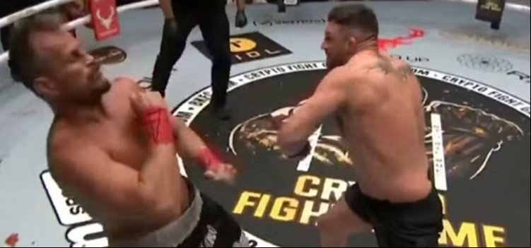 Maldonado sofre nocaute brutal no boxe sem luvas