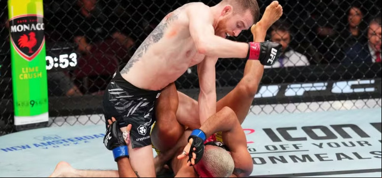 Deiveson Figueiredo perde para Cory Sandhagen