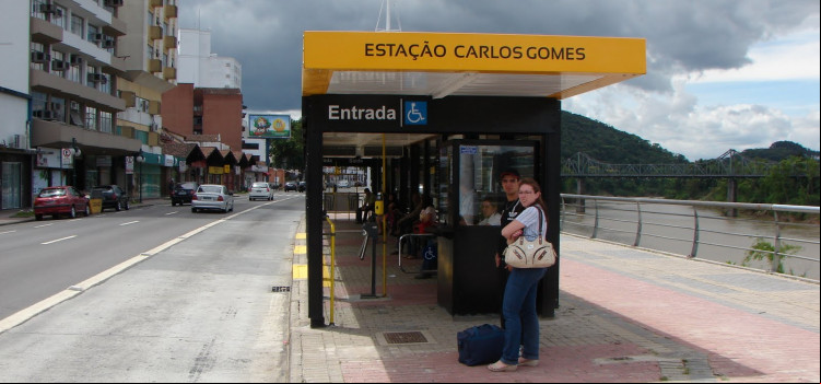 Prefeitura lança edital para reforma das estações de embarque