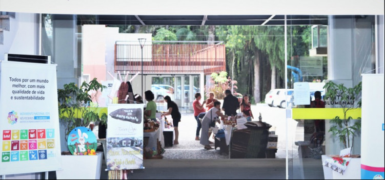 Feira de Artesanato Rosenplatz volta dia 11 de fevereiro