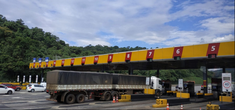 Empresa de caminhões furou pedágio 1.573 vezes