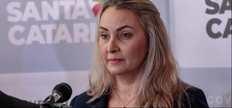 Incompetência da governadora deixa SC sem vacinas