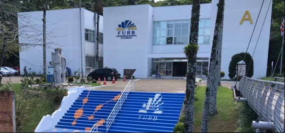 DCE firma parcerias com restaurantes
