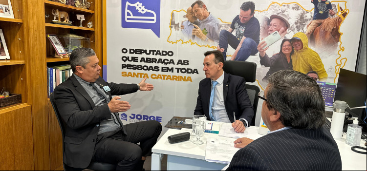 Almir garante recursos para o Dique da 1° de Janeiro