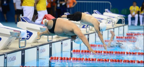 Natação paralímpica participa de competição em São Paulo