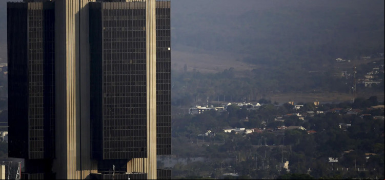 BC pede ao governo aumento de 20% no orçamento